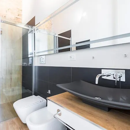 Lägenhet Zen Loft - Con Jacuzzi Nel Cuore Di Modena